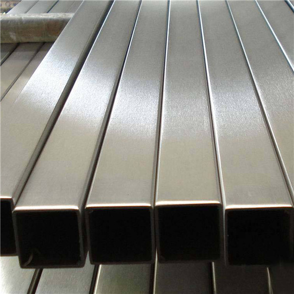 Forklift ejector pallet