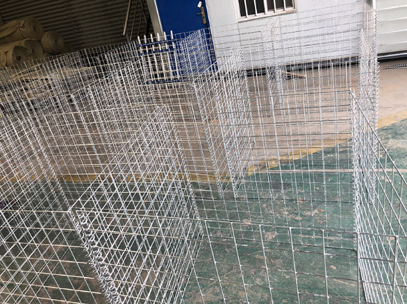 Explosion-proof mesh