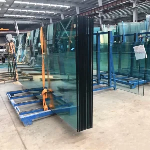 Transport racks with securing bars for safety